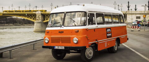 Robur Tours, buszbérlés, buszkölcsönzés, személyszállítás, esküvői kocsi, esküvői busz, legénybúcsú, leánybúcsú, csapatépítő tréning, városnézés, személyszállítás, programszervezés, partyszervezés, szülinapi buli