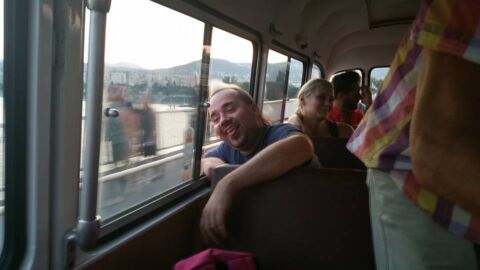 Robur Tours, buszbérlés, buszkölcsönzés, személyszállítás, esküvői kocsi, esküvői busz, legénybúcsú, leánybúcsú, csapatépítő tréning, városnézés, személyszállítás, programszervezés, partyszervezés, szülinapi buli