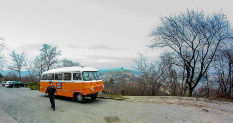 Robur Tours, buszbérlés, buszkölcsönzés, személyszállítás, esküvői kocsi, esküvői busz, legénybúcsú, leánybúcsú, csapatépítő tréning, városnézés, személyszállítás, programszervezés, partyszervezés, szülinapi buli